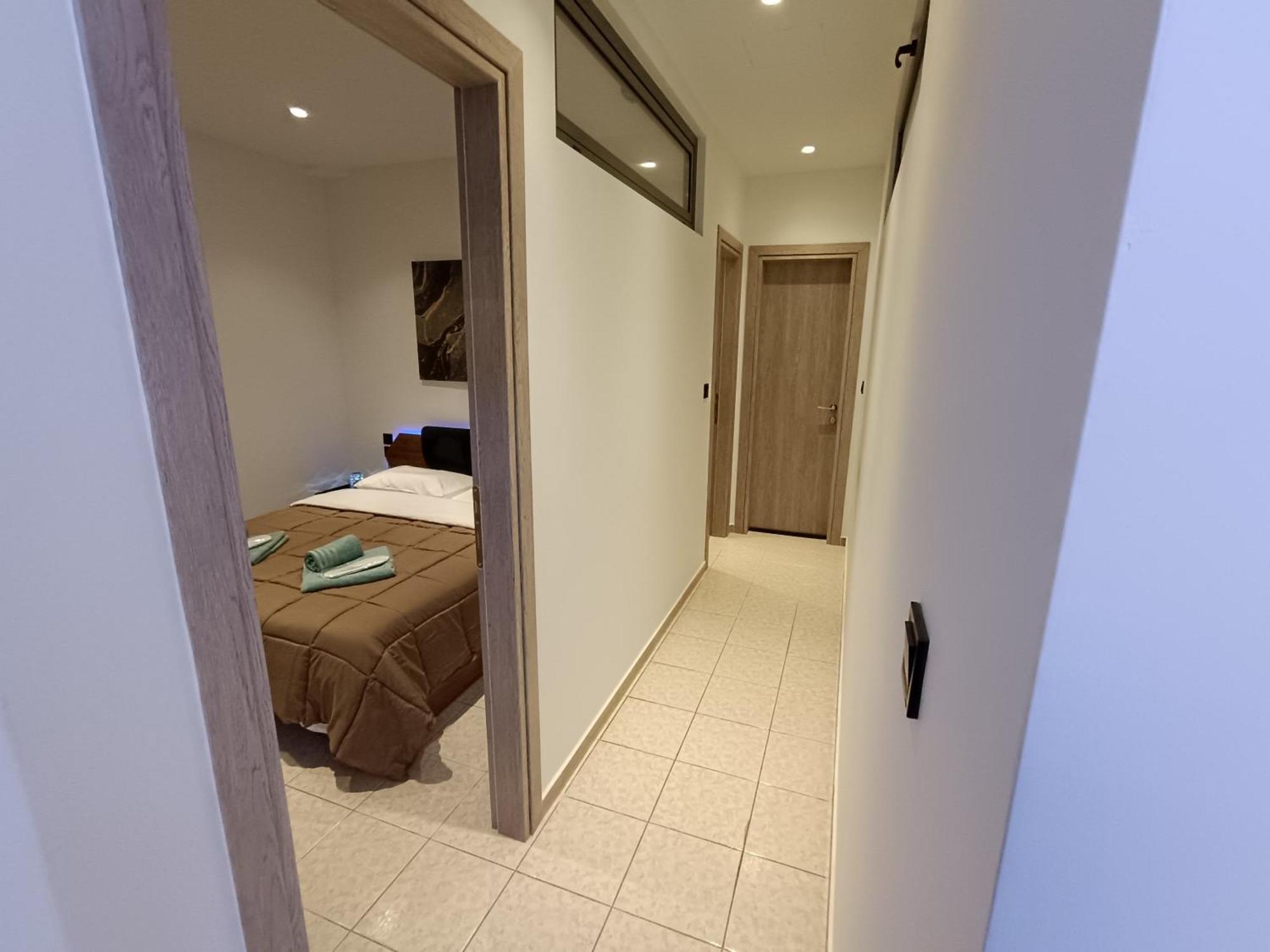 Giolanda Patrasso - Modern Apartment In The Center Of パトラ エクステリア 写真